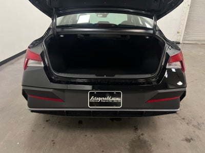 2026 Hyundai ELANTRA SE