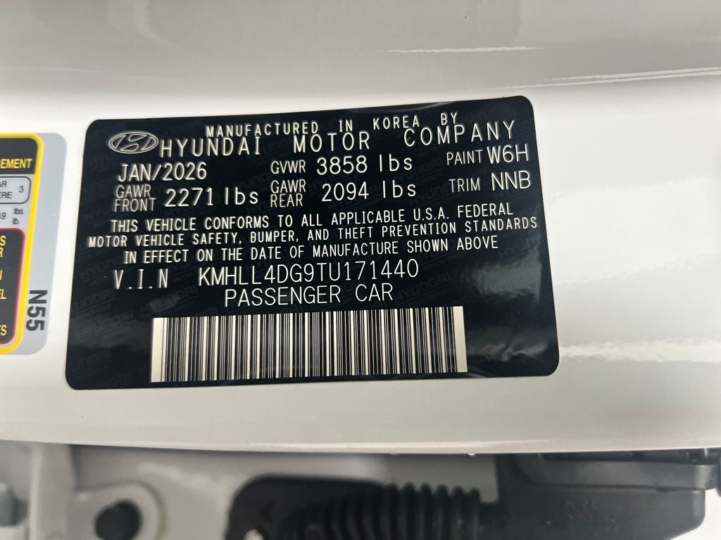 2026 Hyundai ELANTRA SE