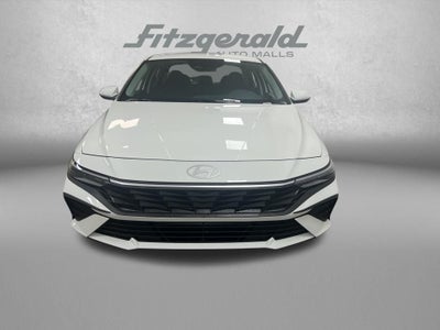 2026 Hyundai ELANTRA SE