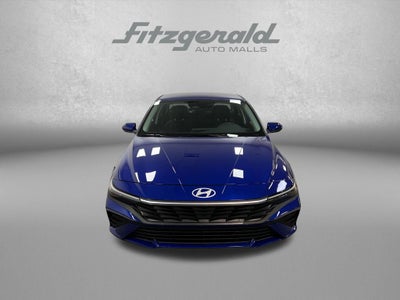 2025 Hyundai ELANTRA SE