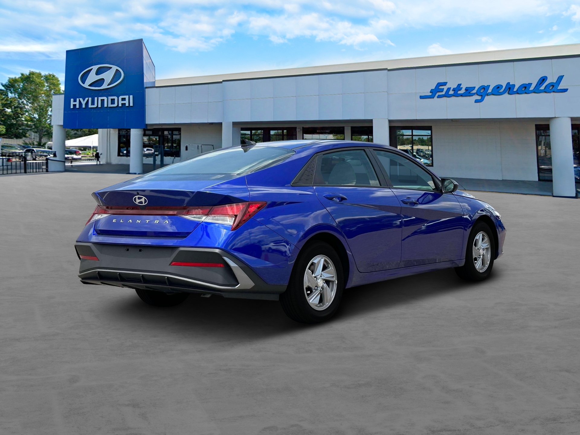 2025 Hyundai ELANTRA SE