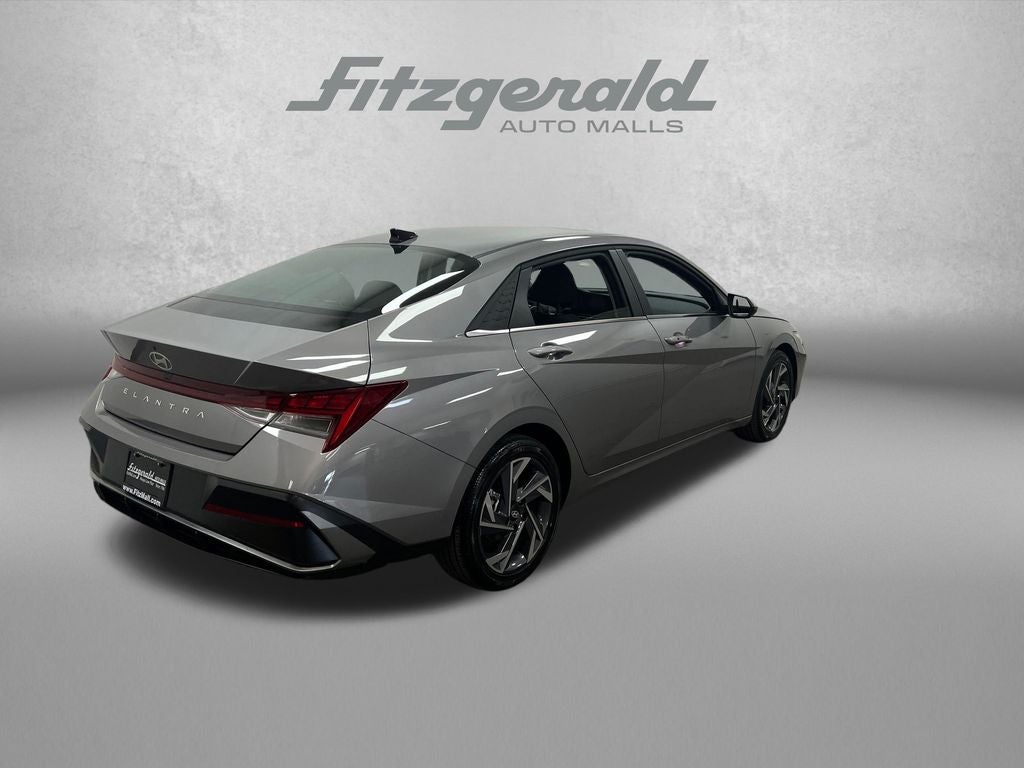 2025 Hyundai ELANTRA SEL Convenience