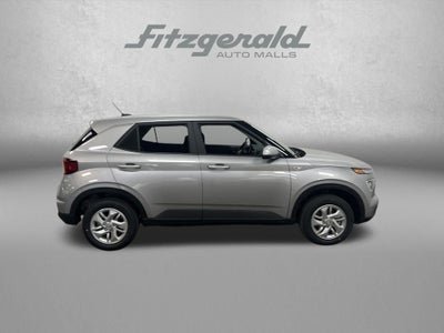 2026 Hyundai VENUE SE