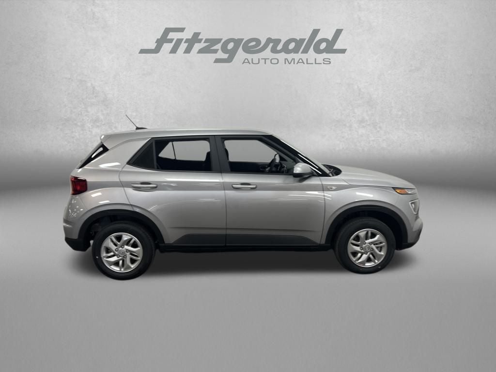 2026 Hyundai VENUE SE