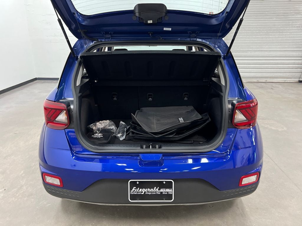 2023 Hyundai VENUE Limited