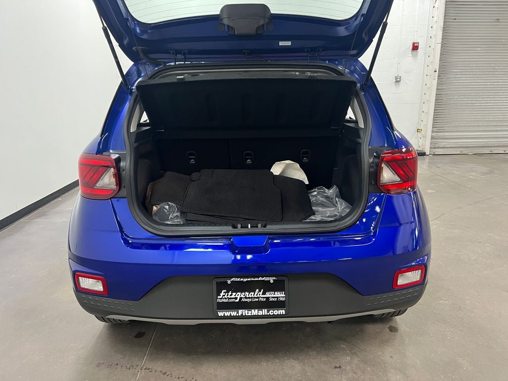 2025 Hyundai VENUE SEL