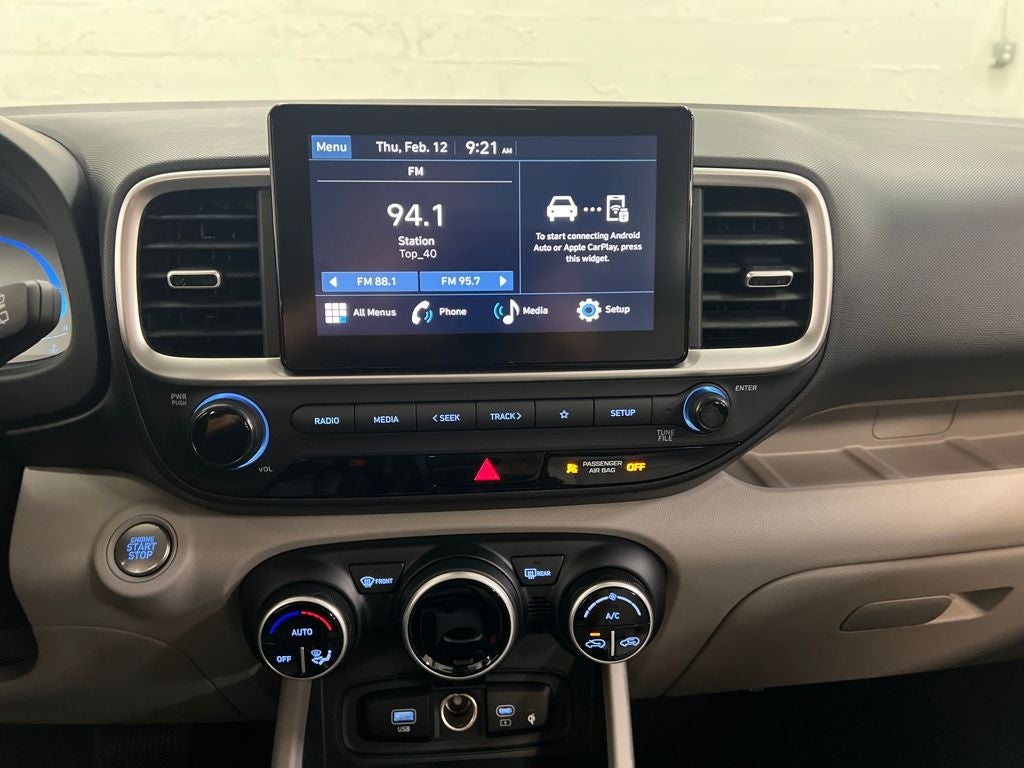 2026 Hyundai VENUE SEL