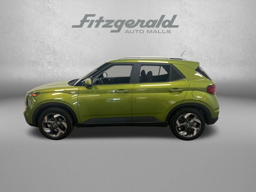 2024 Hyundai VENUE SEL