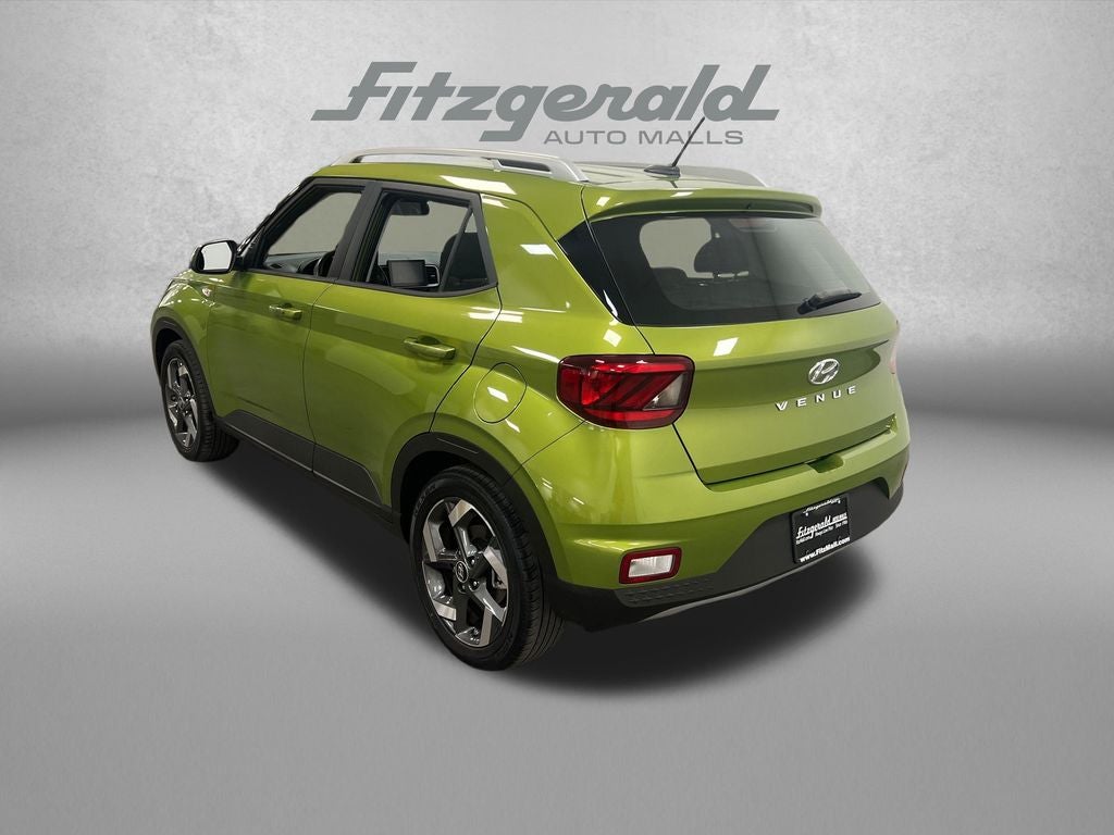 2024 Hyundai VENUE SEL