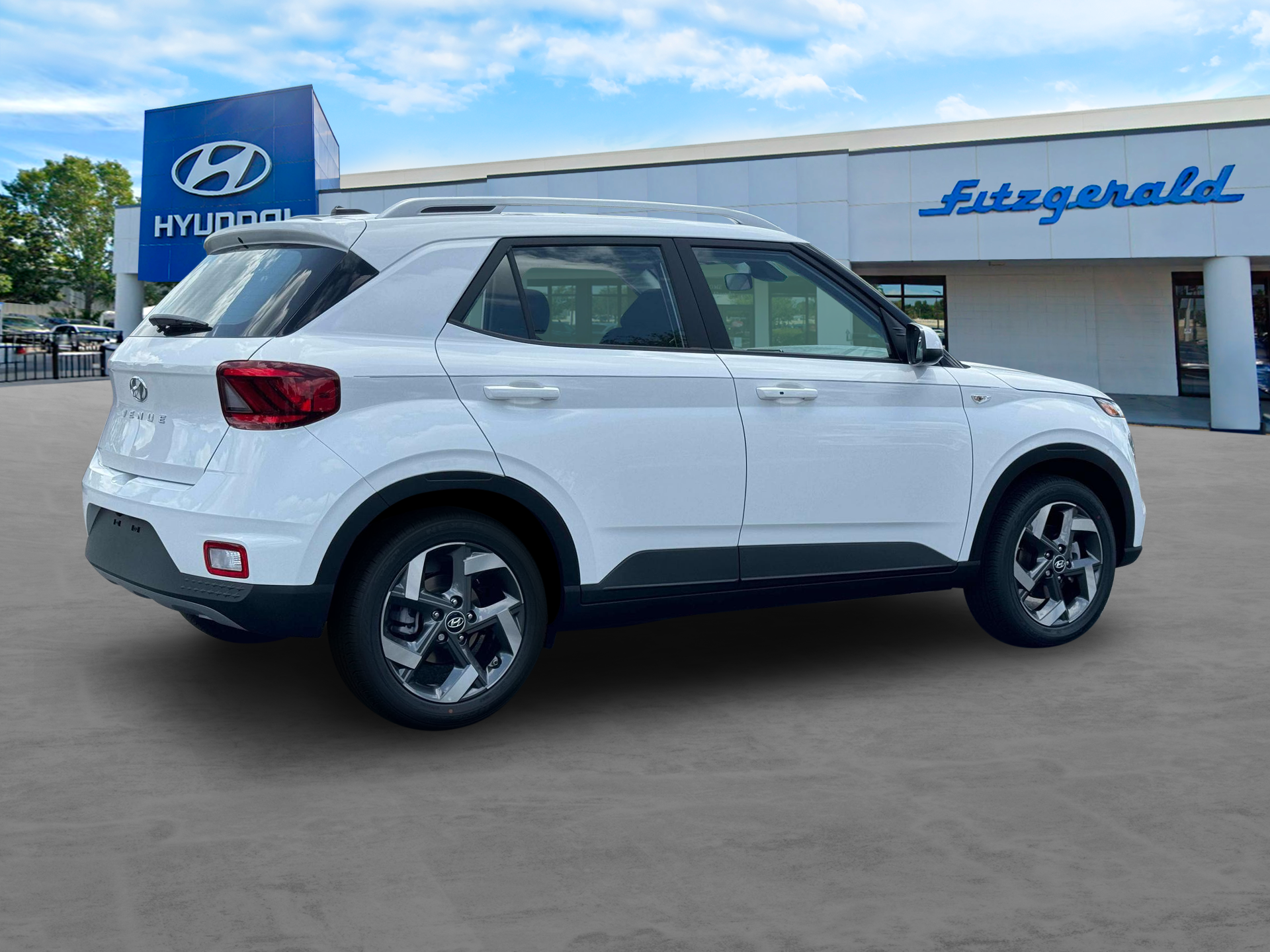 2025 Hyundai VENUE SEL