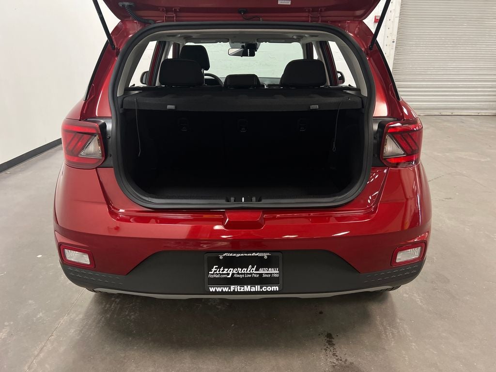 2025 Hyundai VENUE SEL
