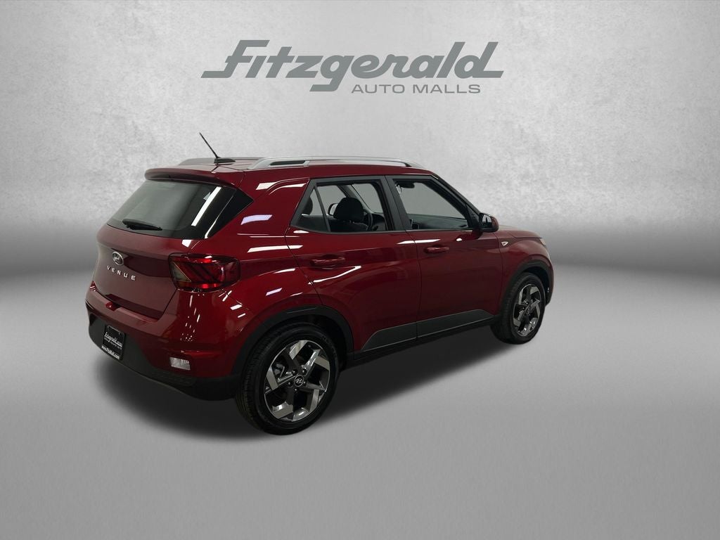 2025 Hyundai VENUE SEL