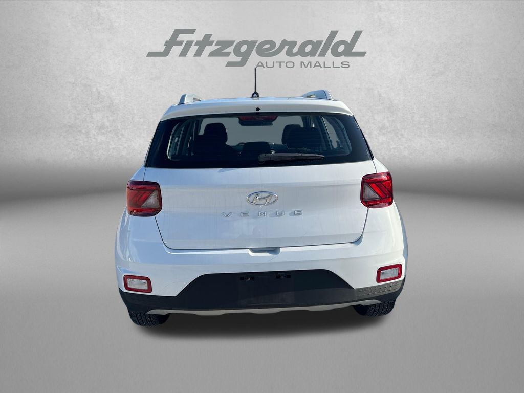 2025 Hyundai VENUE SEL