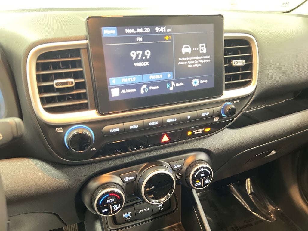 2023 Hyundai VENUE SEL