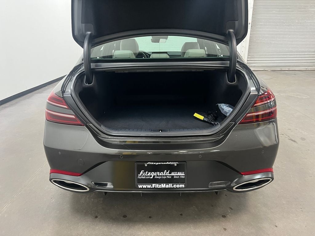 2025 Genesis G70 2.5T