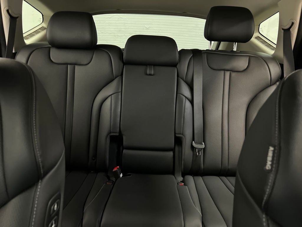 2025 Genesis GV80 2.5T