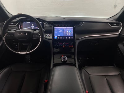 2025 Jeep Grand Cherokee Limited 4x2