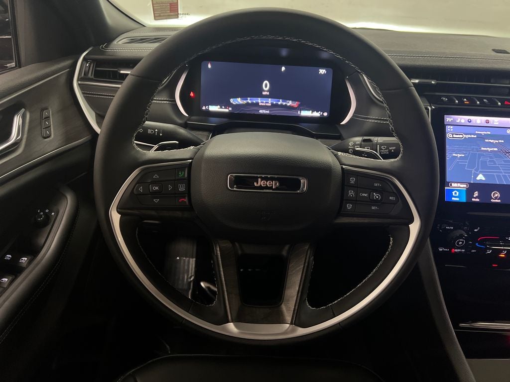 2025 Jeep Grand Cherokee Limited 4x2