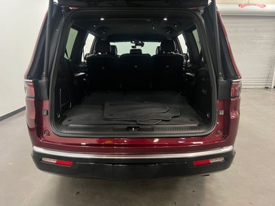 2022 Jeep Wagoneer Series III 4x2