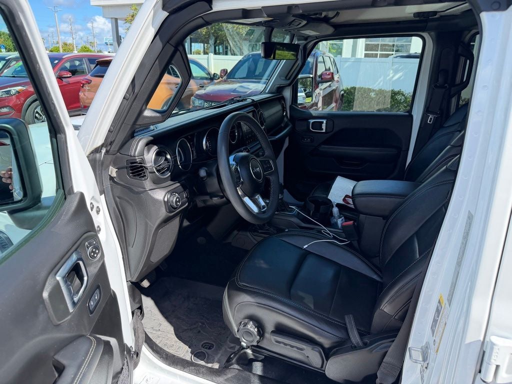 2023 Jeep Gladiator Overland