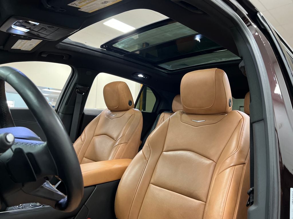 2020 Cadillac XT4 FWD Premium Luxury