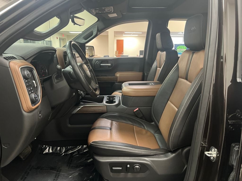 2020 Chevrolet Silverado 1500 4WD Crew Cab Short Bed High Country