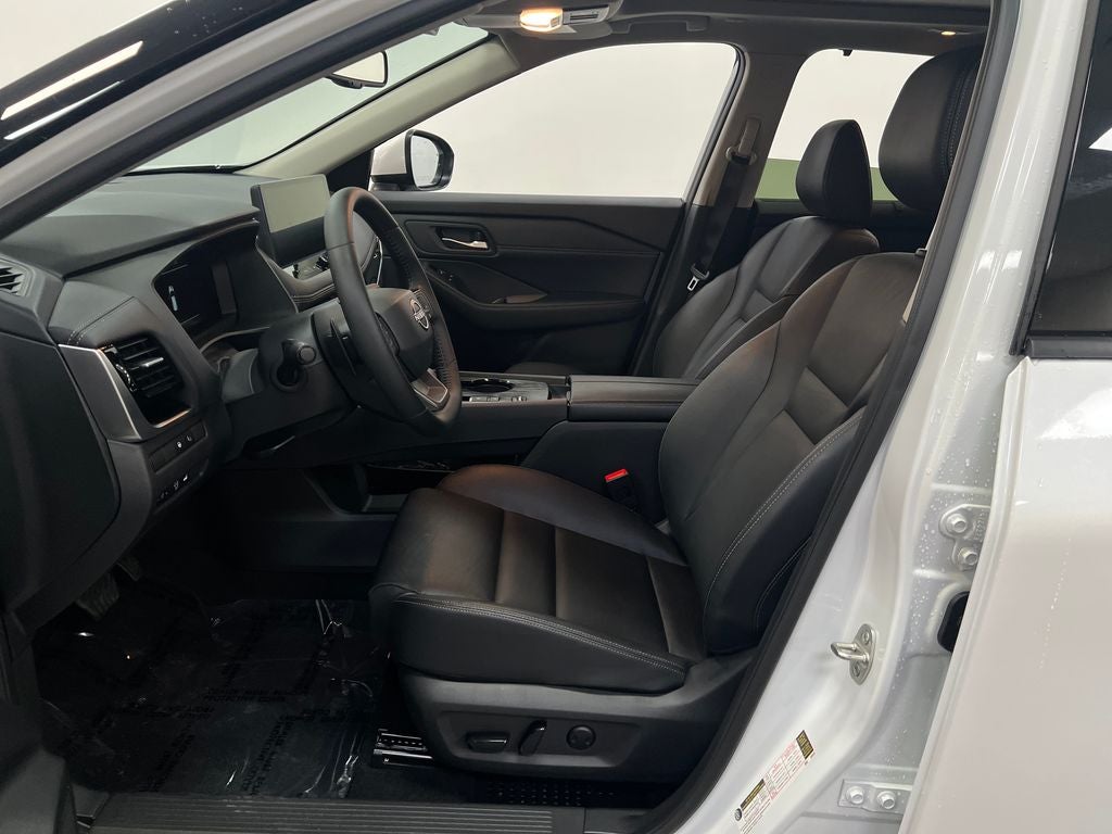 2025 Nissan Rogue SL FWD