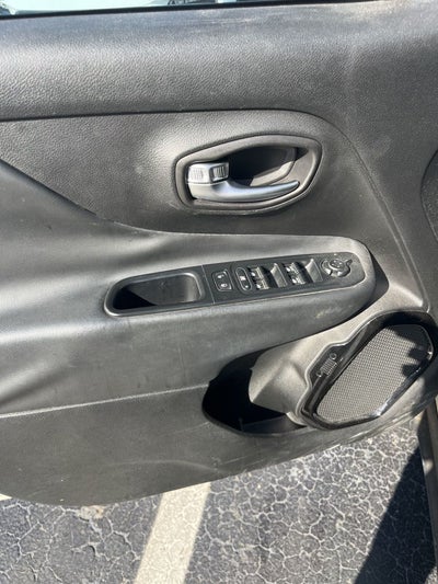 2017 Jeep Renegade Altitude FWD