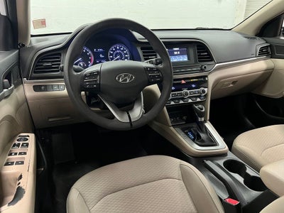 2020 Hyundai ELANTRA SE