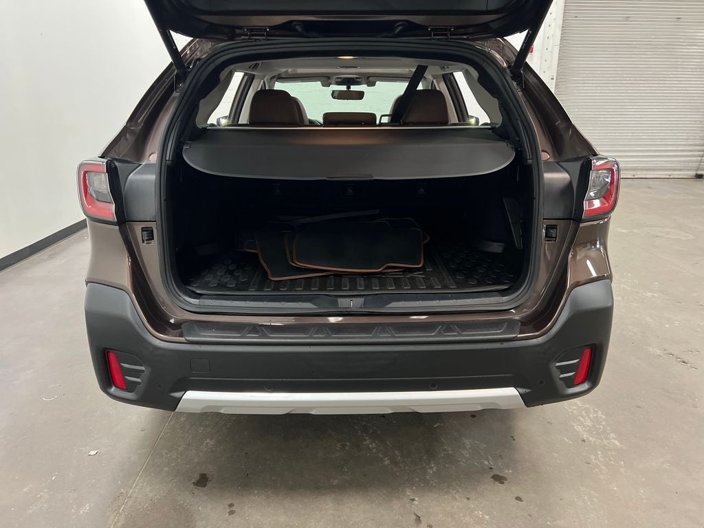 2022 Subaru Outback Touring XT