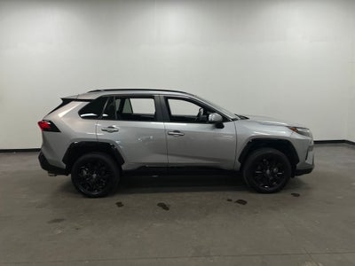 2022 Toyota RAV4 Hybrid SE