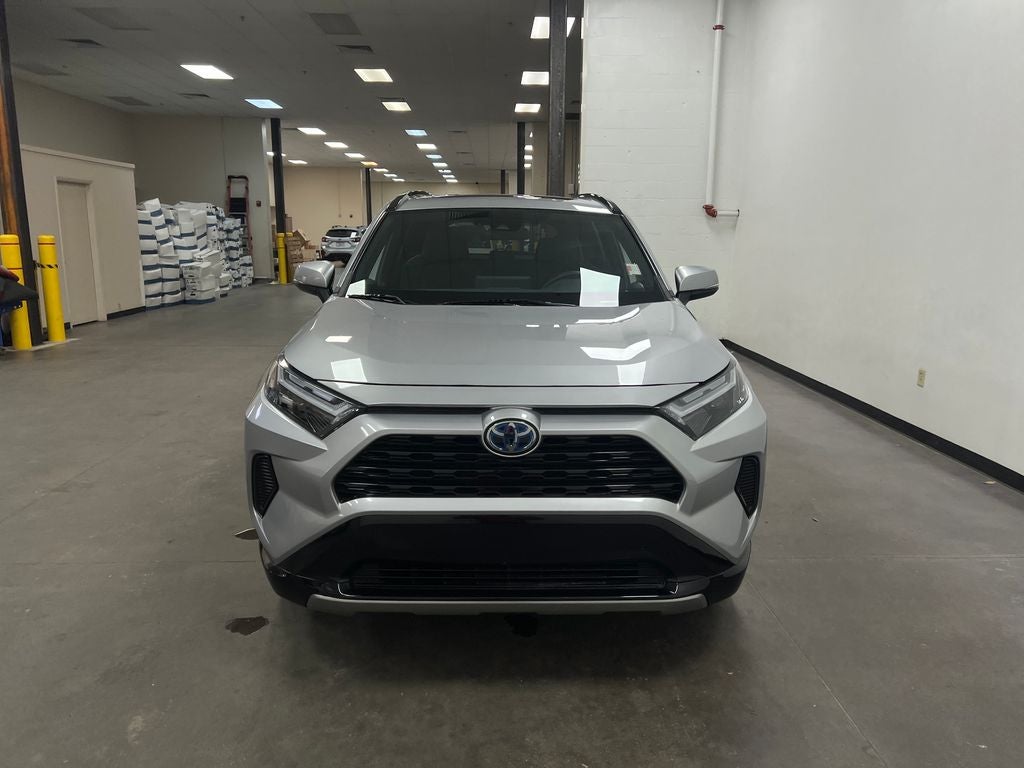2022 Toyota RAV4 Hybrid SE