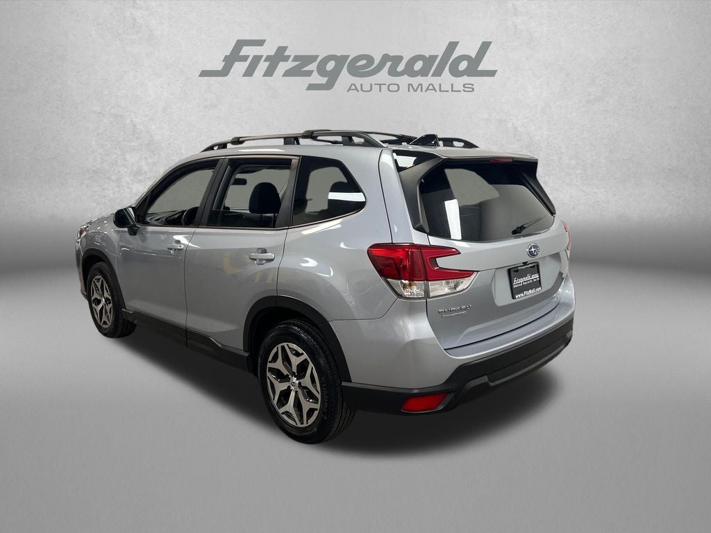2024 Subaru Forester Premium