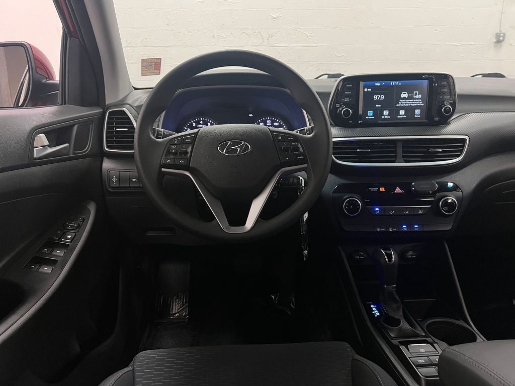2021 Hyundai TUCSON SE