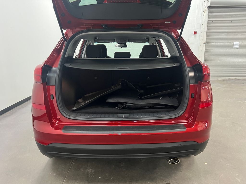 2021 Hyundai TUCSON SE