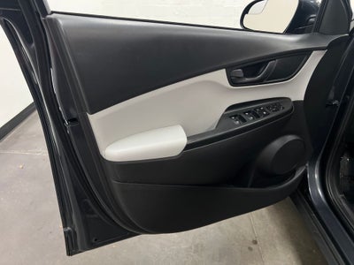 2022 Hyundai KONA SE