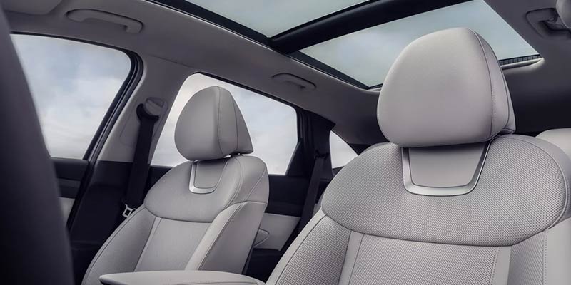 Hyundai Tucson seats and display